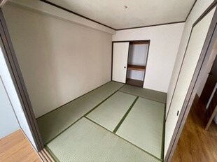 サンプラザ本山南の物件内観写真